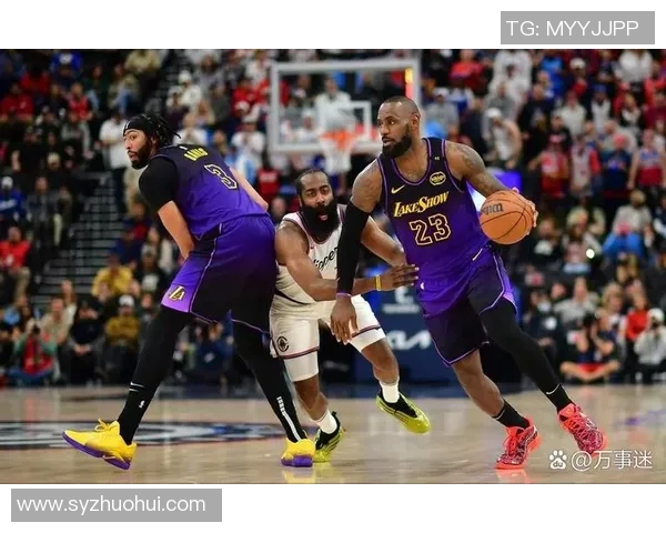 2017年湖人与快船的激烈对决回顾与赛季精彩瞬间分析